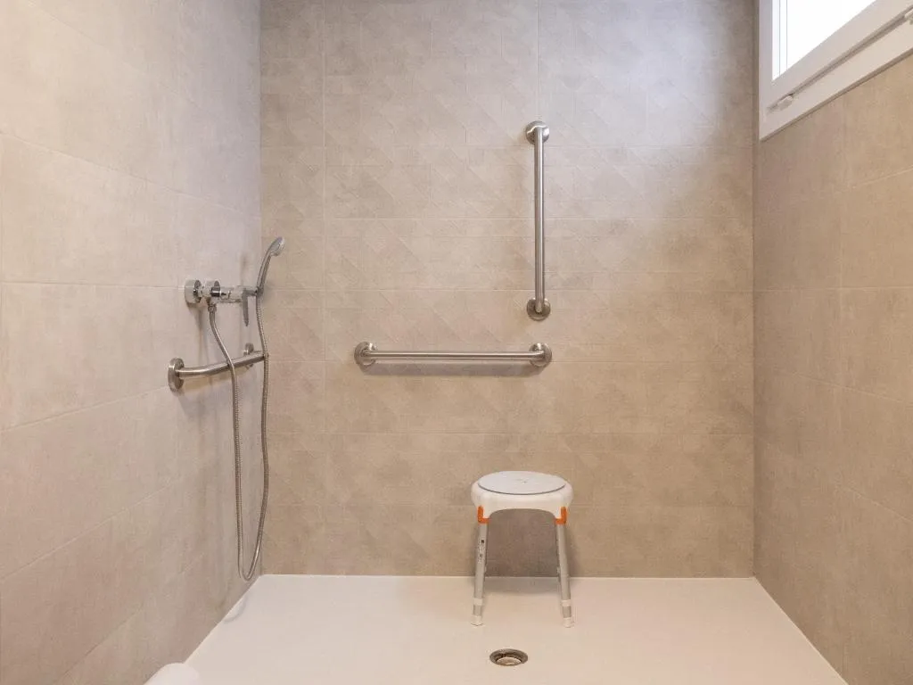APARTMENT CAPACITY 2 ONE BEDROOM Room, Meral Units, Costa Del Sol