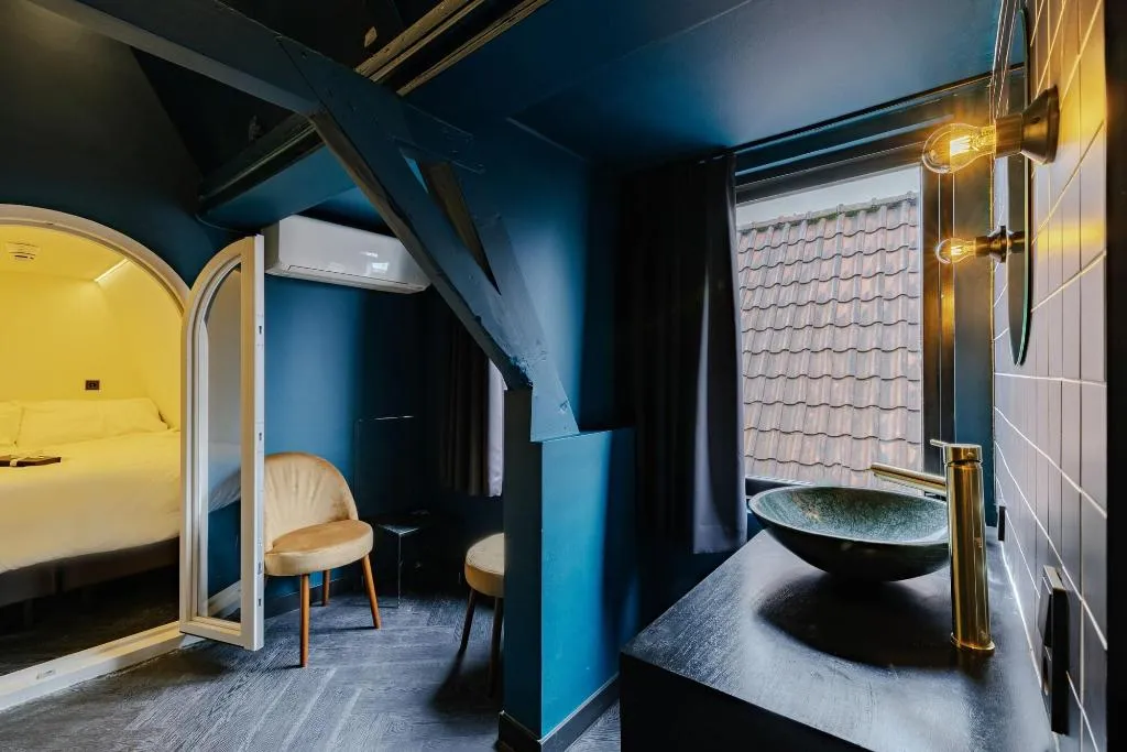 Room, Mr. Monkey Amsterdam, Amsterdam