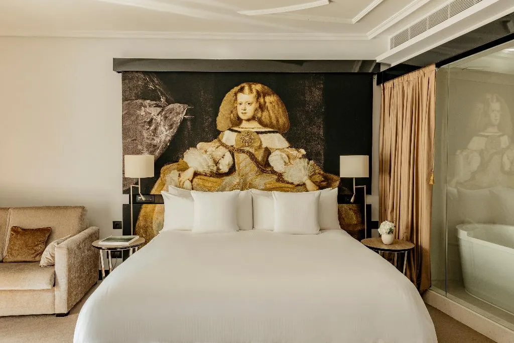 JUNIOR SUITE STANDARD Room, Palacio de los Duques Gran Meliá, Madrid