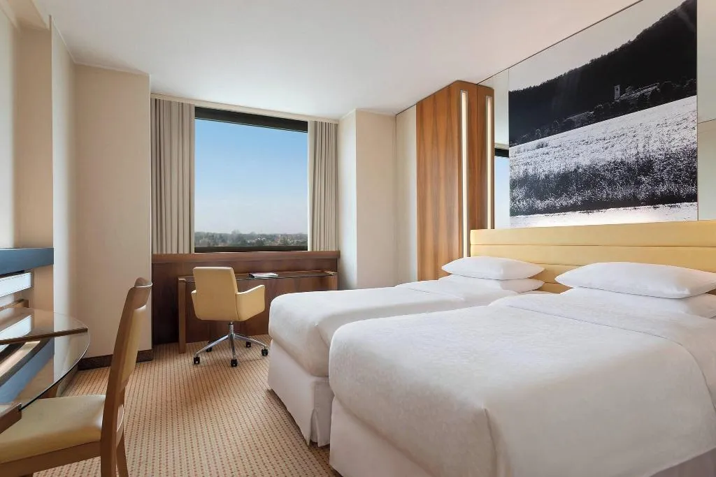 TWIN SUPERIOR Room, Sheraton Padova Hotel & Conference Center, Venice