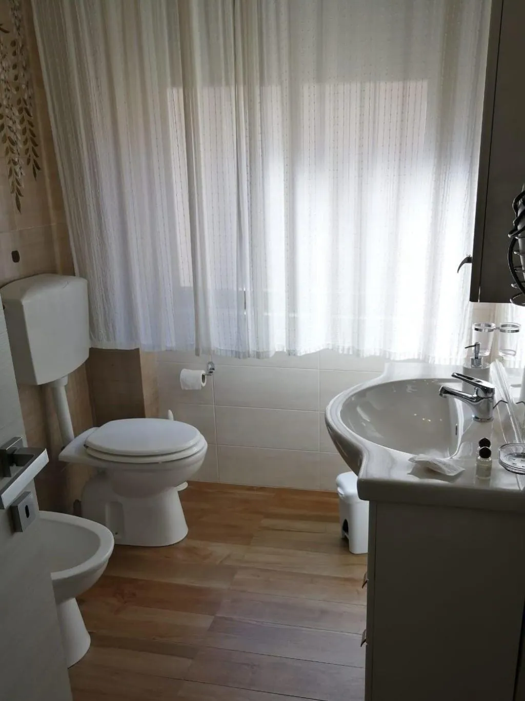 Room, B&B Madonna della Via, Catania