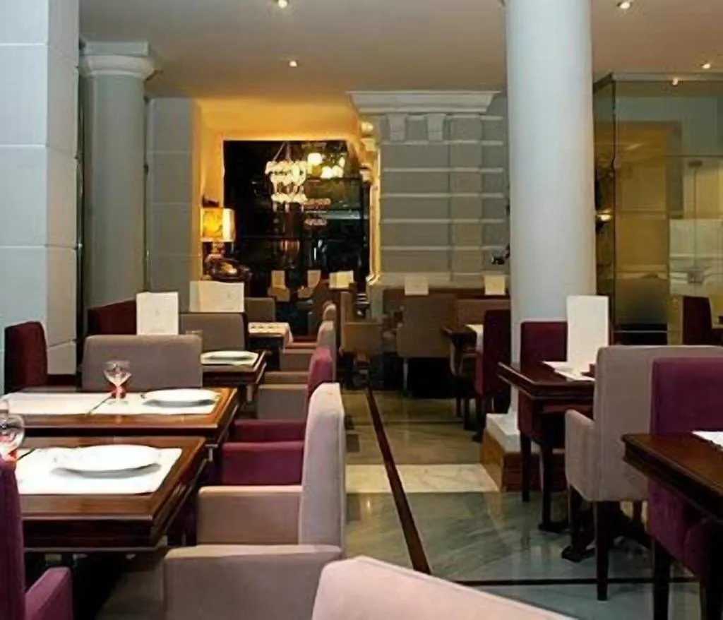 Restaurant, Hotel Flora, Rome