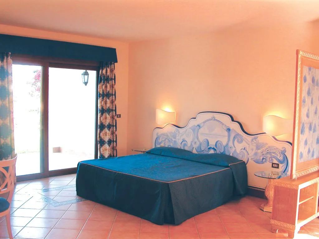 QUADRUPLE STANDARD Room, Club Esse Palmasera Il Borgo, Olbia