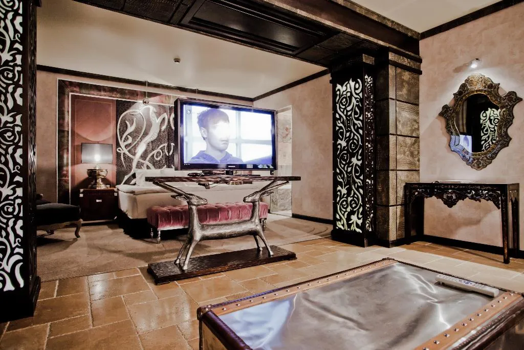 STUDIO SIDE SEA VIEW Room, Royal Castle Design & Spa, Bourgas