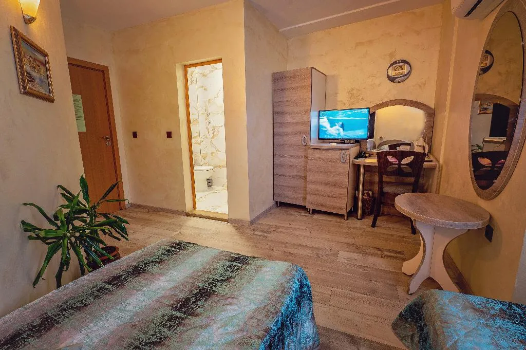 SINGLE STANDARD Room, Hotel Color Varna, Varna
