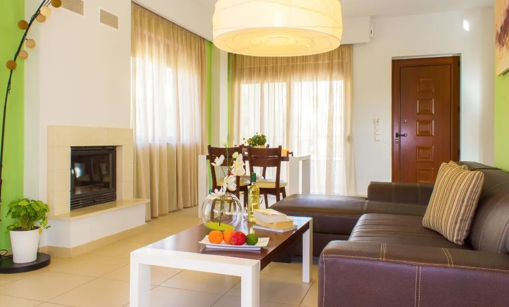 FAMILY ROOM TWO BEDROOMS WITH VIEWS Room, Esthisis suites & maisonettes, Crete