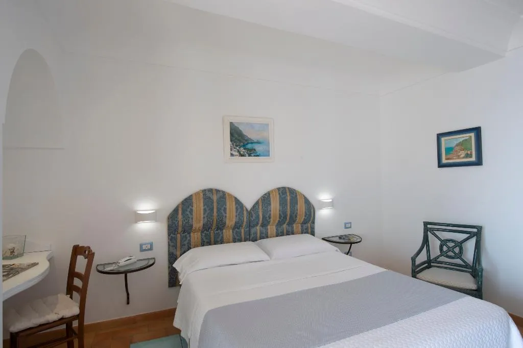 DOUBLE DELUXE SEA VIEW Room, Maresca Hotel Praiano, Naples
