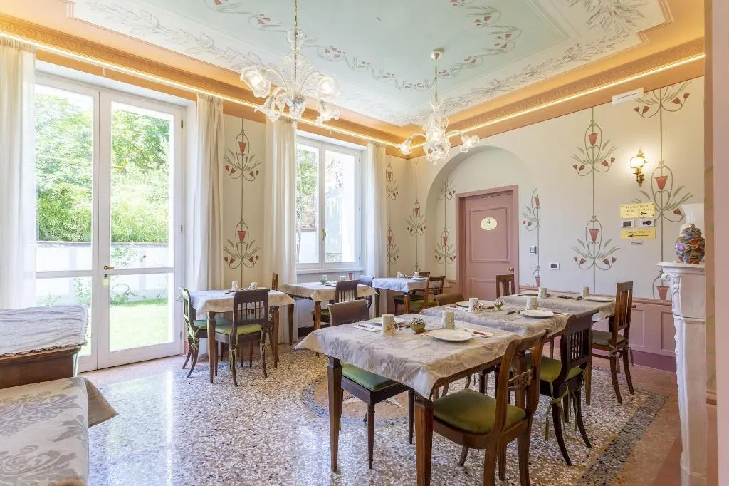 Restaurant, Villa Tortorelli, Florence