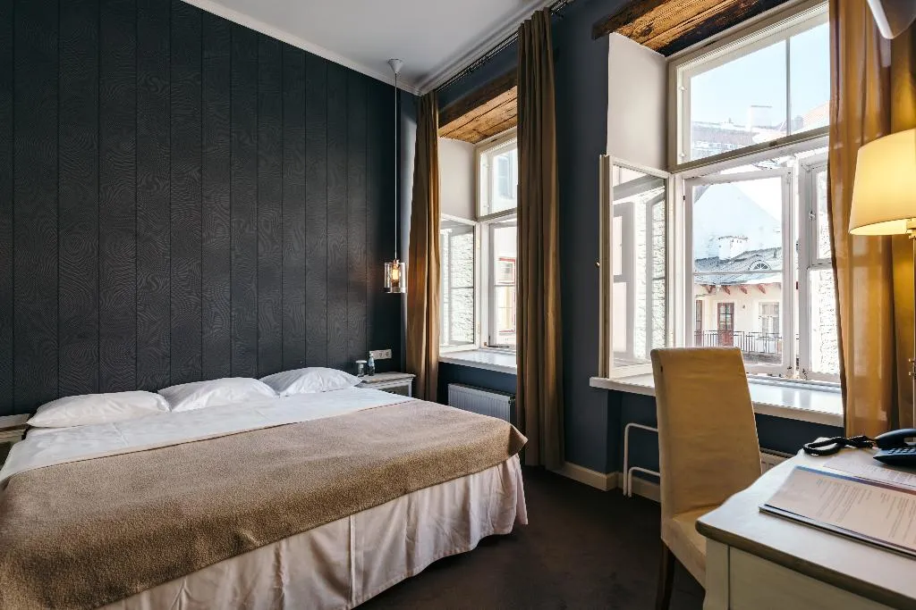 TWIN STANDARD Room, Merchants House, Tallinn