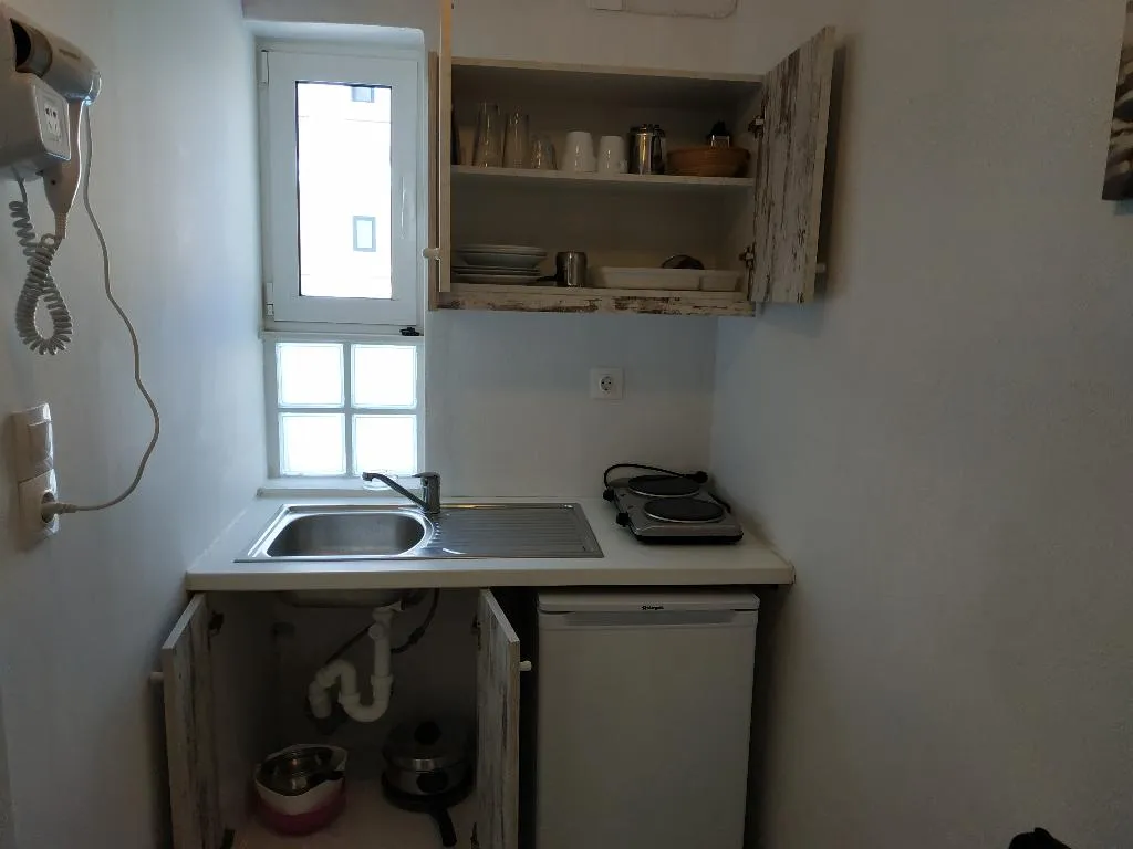 Room, Renia Studios, Crete