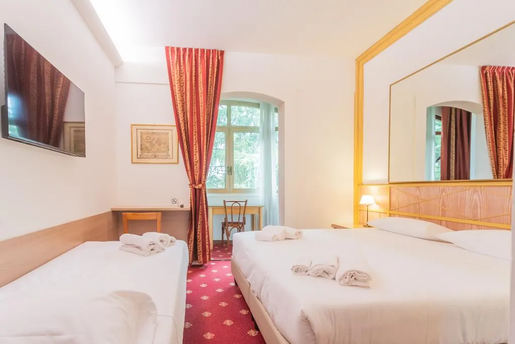 TRIPLE STANDARD Room, Polo, Milan