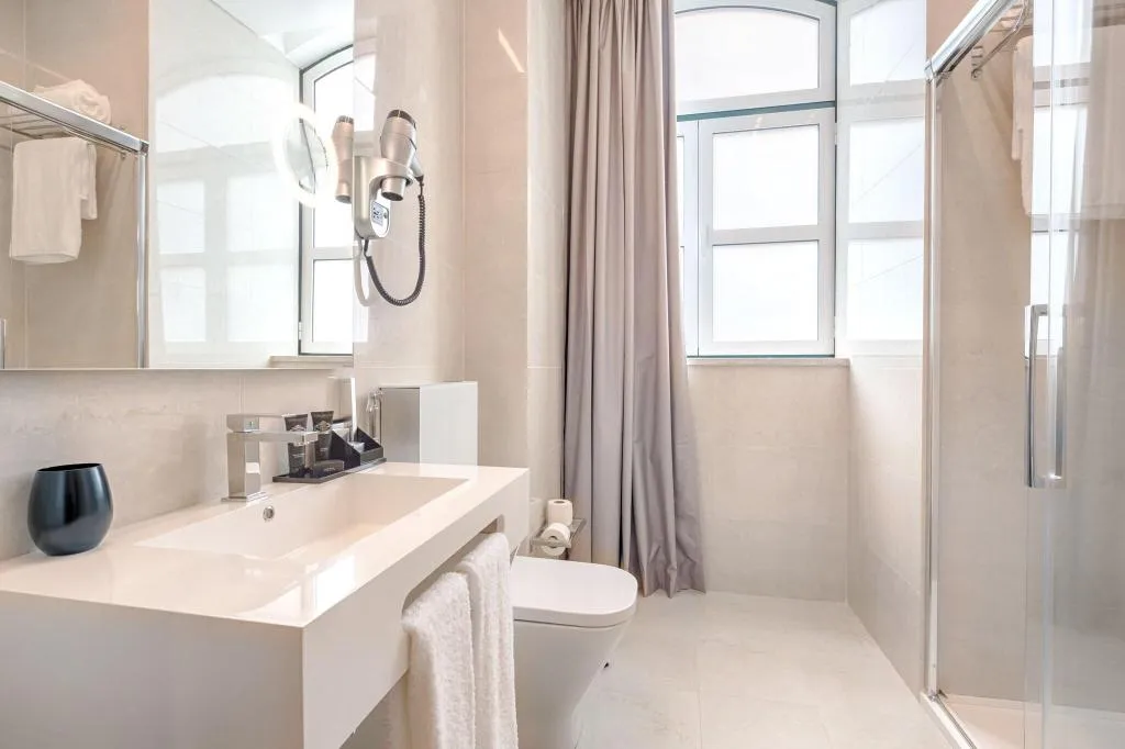 DOUBLE STANDARD Room, Meraprime Gold Design Hotel, Lisbon