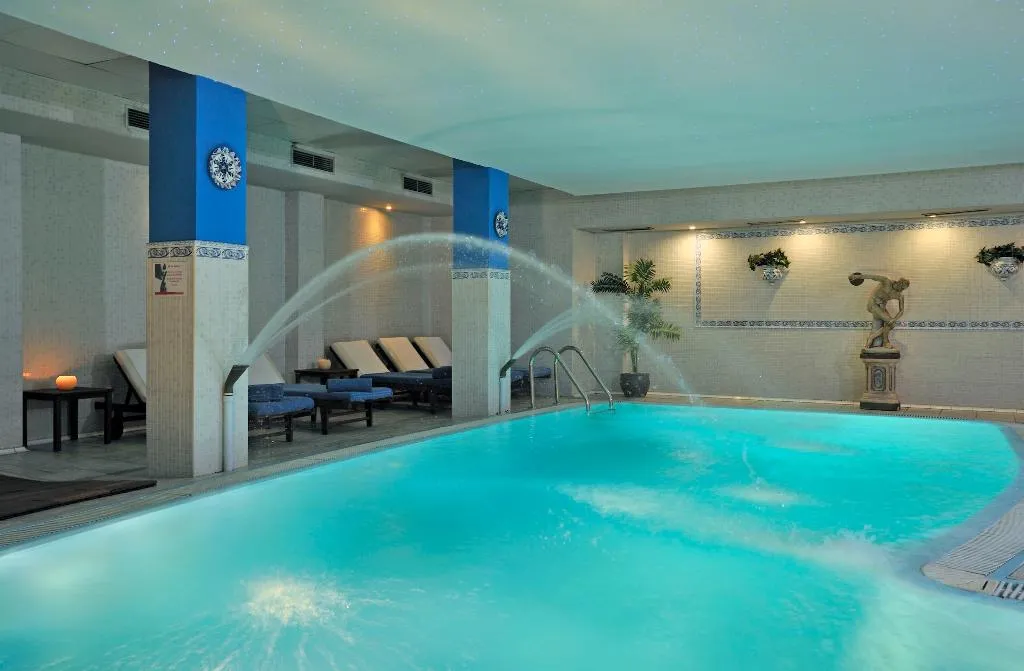 Pool, Vielha Val d’Arán Affiliated by Melia, Costa Brava