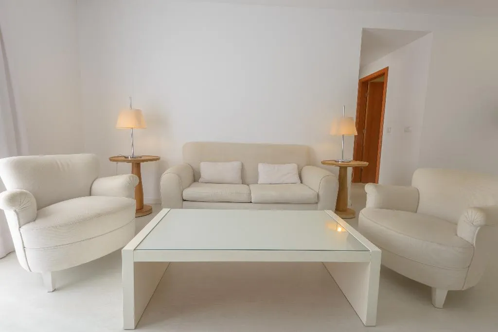APARTMENT ONE BEDROOM Room, Amazonia Estoril Hotel, Lisbon