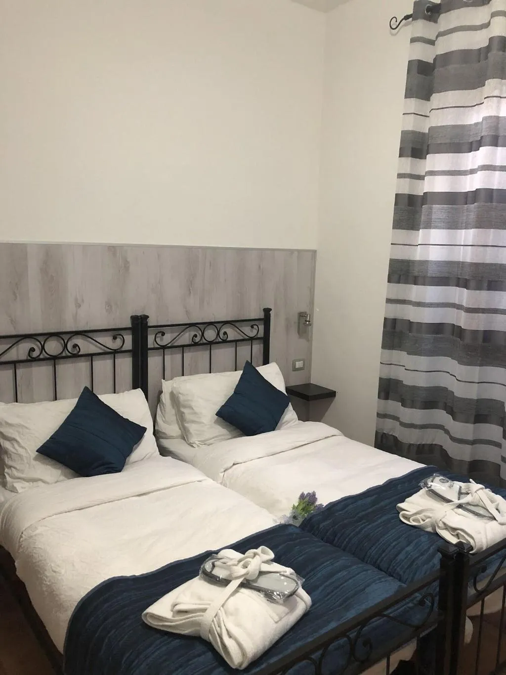 Room, Hotel Canarino, Milan