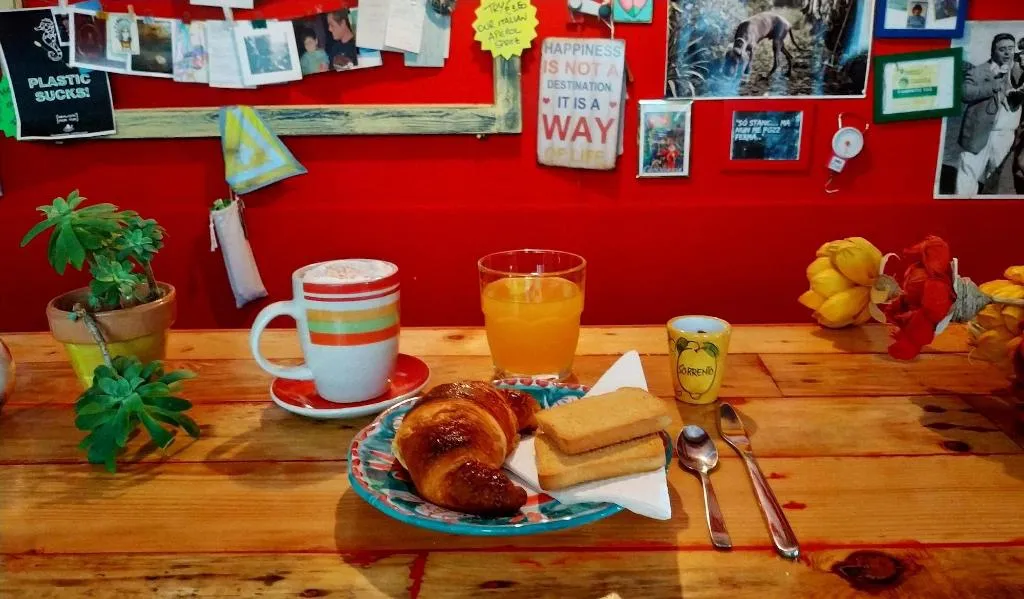 Restaurant, Eco Hostel Floreale, Naples