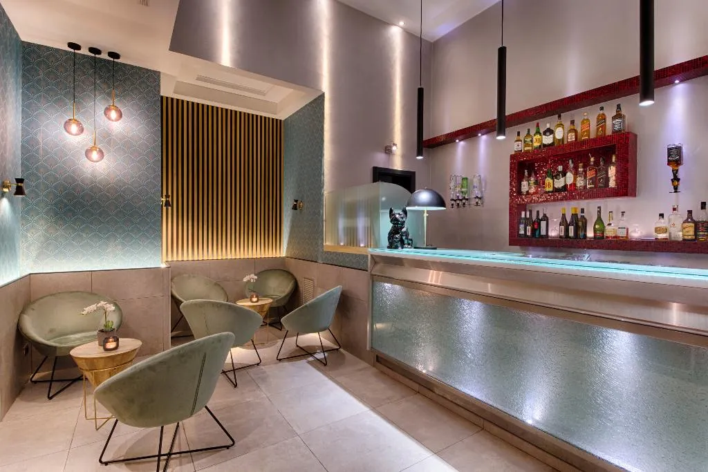 Bar, Raganelli, Rome