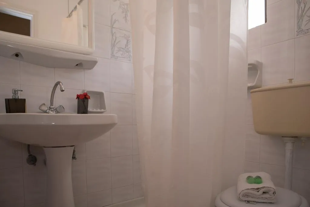 TRIPLE STANDARD Room, Villa Kapnisi, Zante