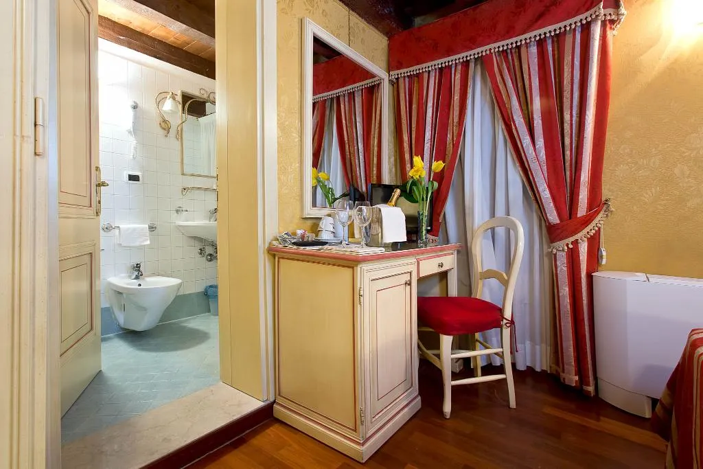 Double or Twin CLASSIC Room, Ca' San Polo - Ferretti Hotels Collection, Venice