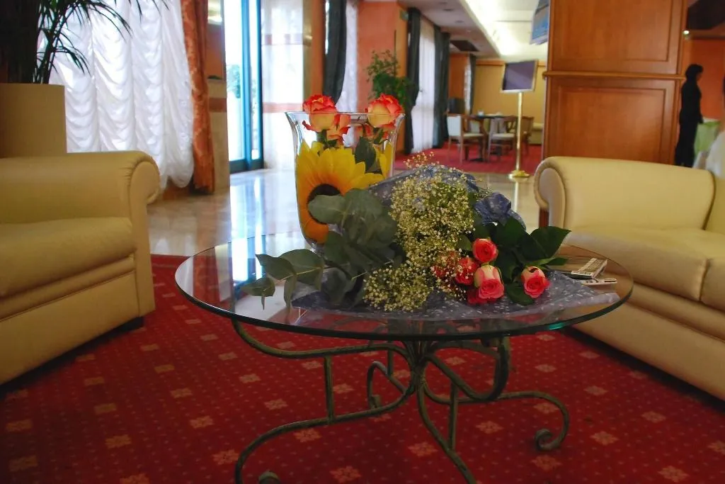 Lobby, Hotel Palace 2000, Rome