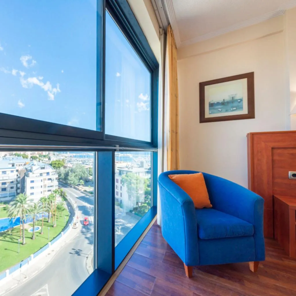 FAMILY ROOM STANDARD Room, Port Denia, Costa Blanca