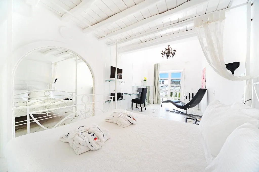 JUNIOR SUITE GARDEN VIEW Room, Kivotos Mykonos, Mykonos