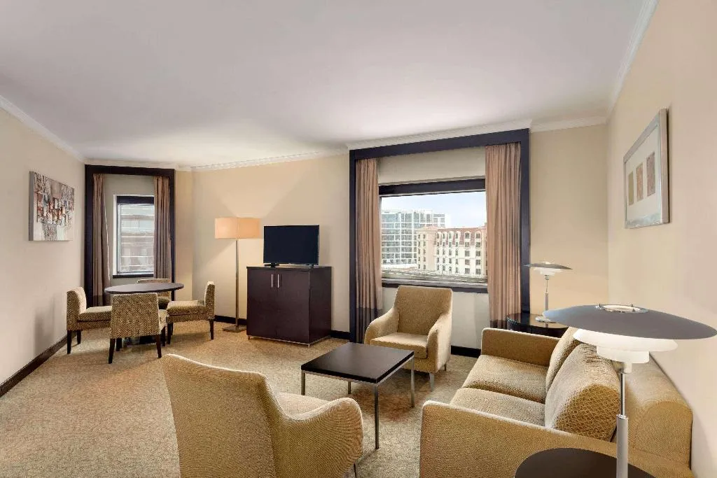 Room, Ramada Plaza by Wyndham Dubai Deira, Dubai