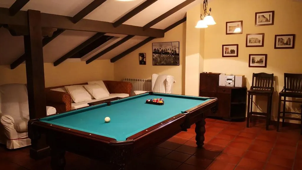 Room, El Sueño del Quijote, Madrid