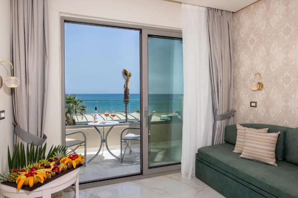DOUBLE SEA FRONT Room, Vantaris Luxury Beach Resort, Crete
