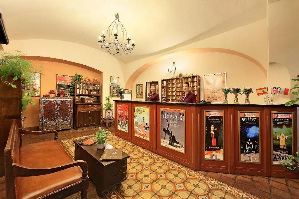 Lobby, Salvator, Prague