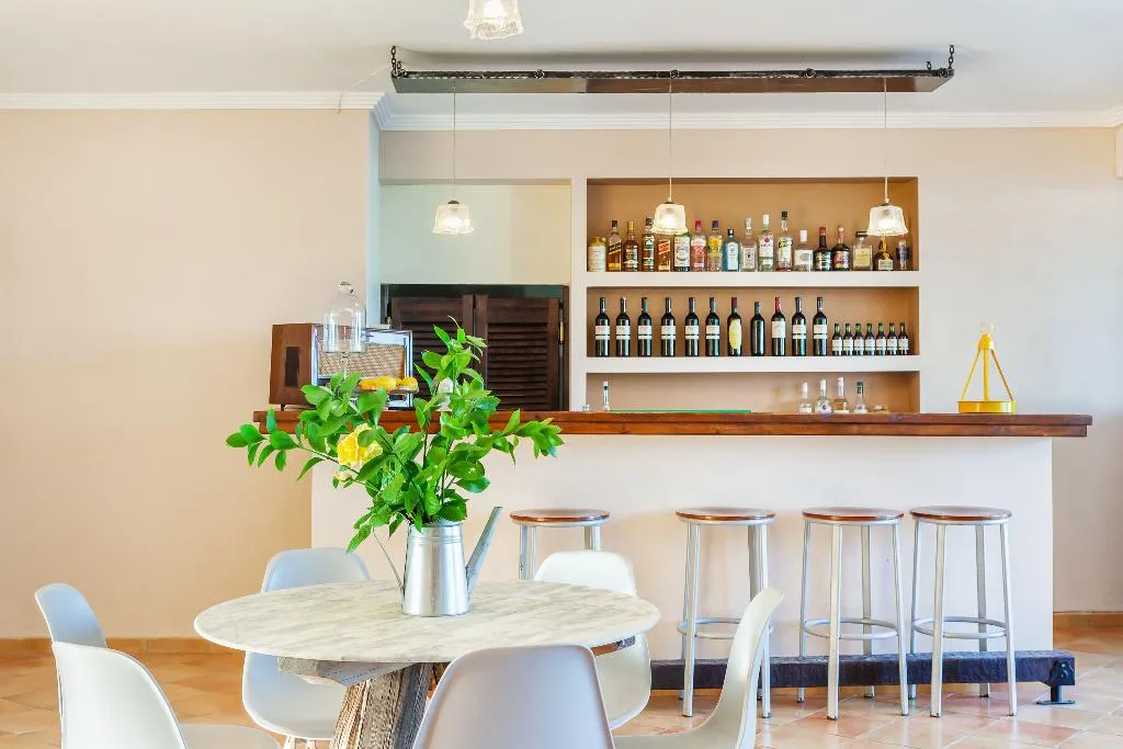 Bar, Hesperides Hotel, Halkidiki