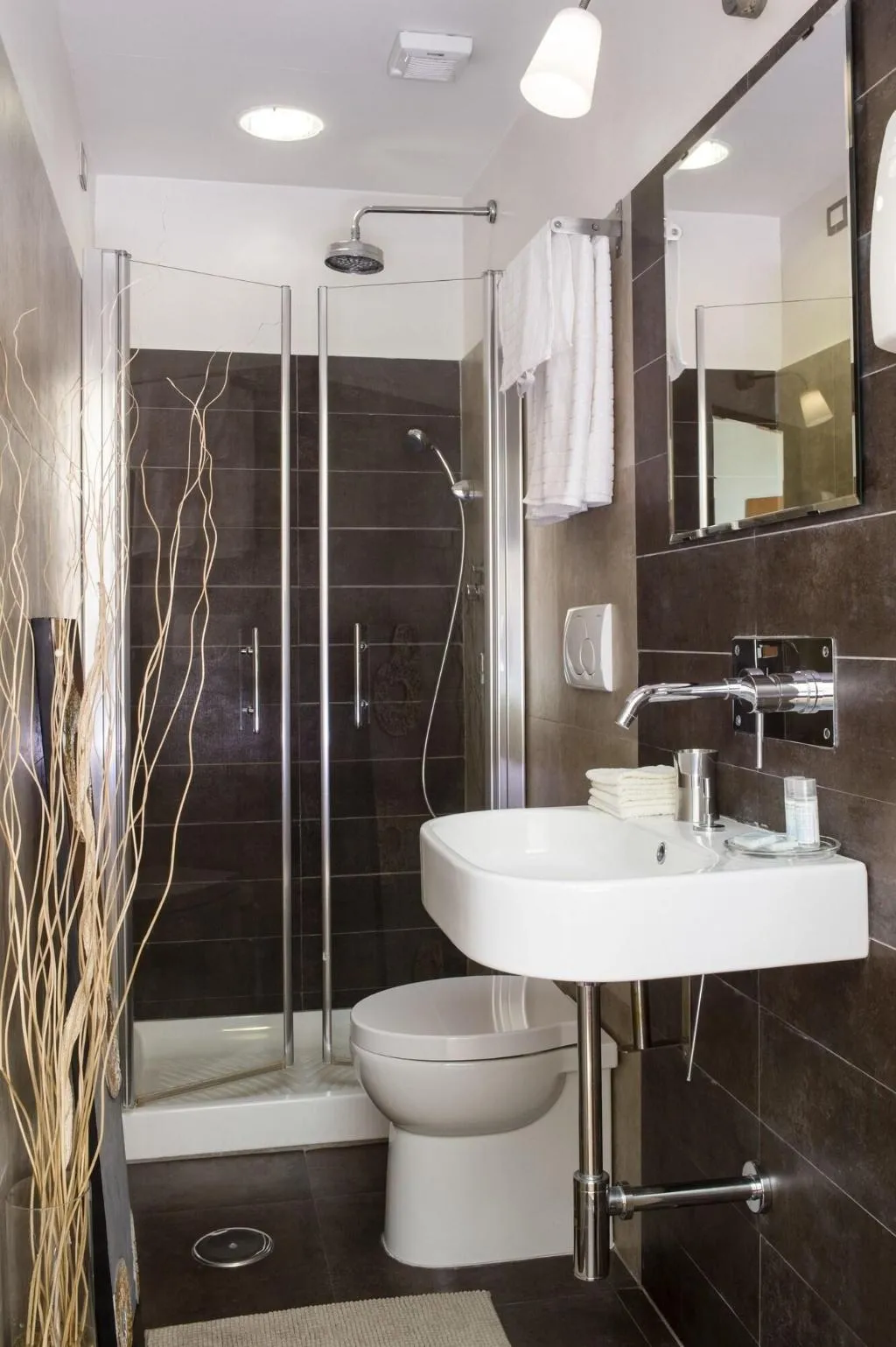 Room, Hotel Cervia, Naples