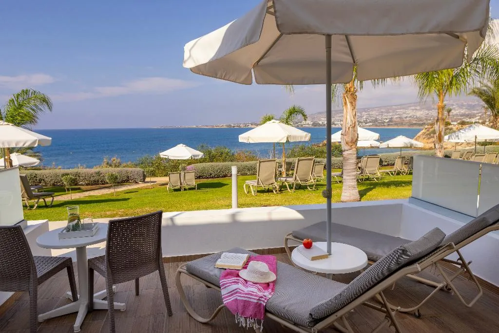 Double or Twin SEA FRONT Room, Queens Bay, Cyprus