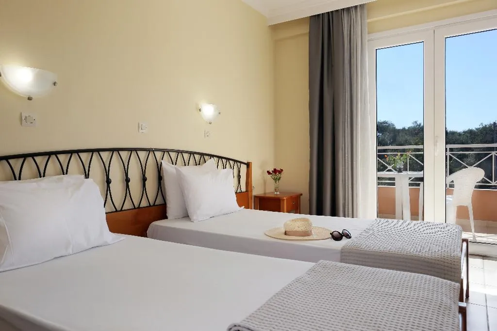 Double or Twin POOL VIEW Room, Kavos Plaza, Corfu