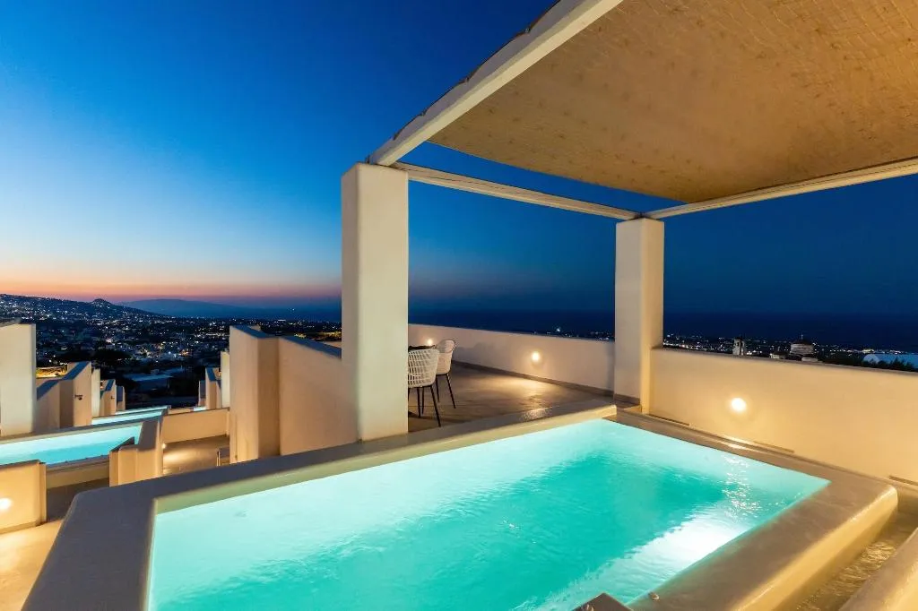Room, Serapias Suites, Santorini