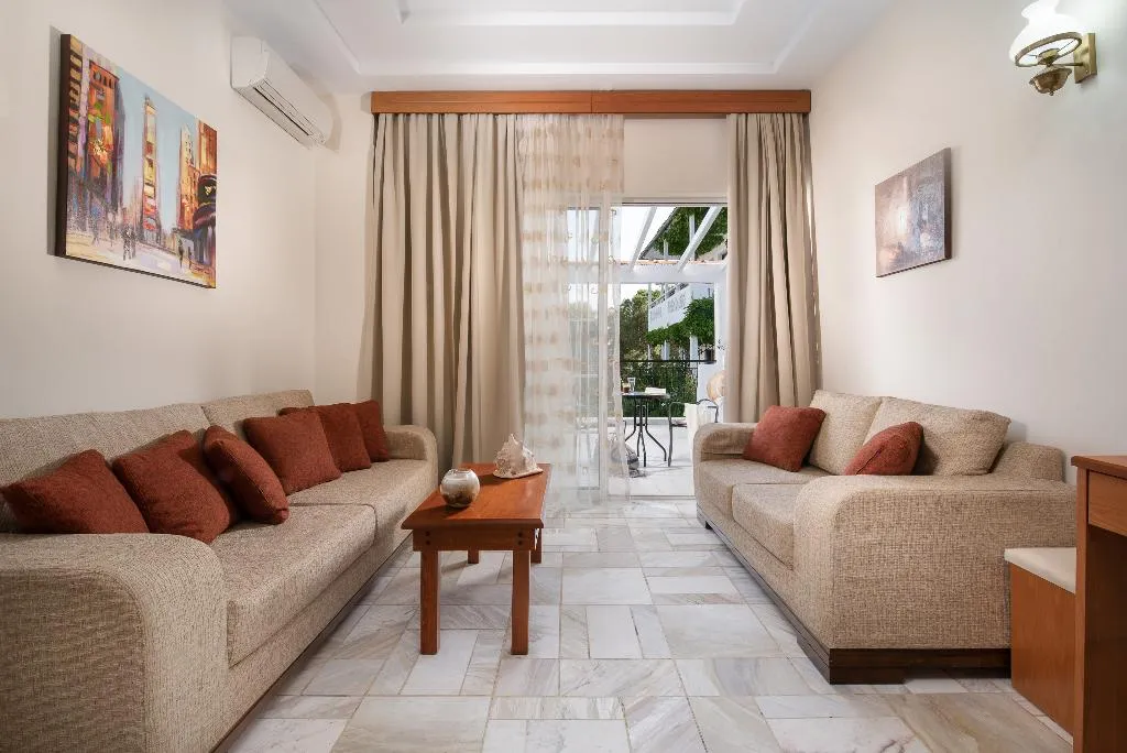 FAMILY ROOM SUPERIOR Room, Porfi Beach, Halkidiki