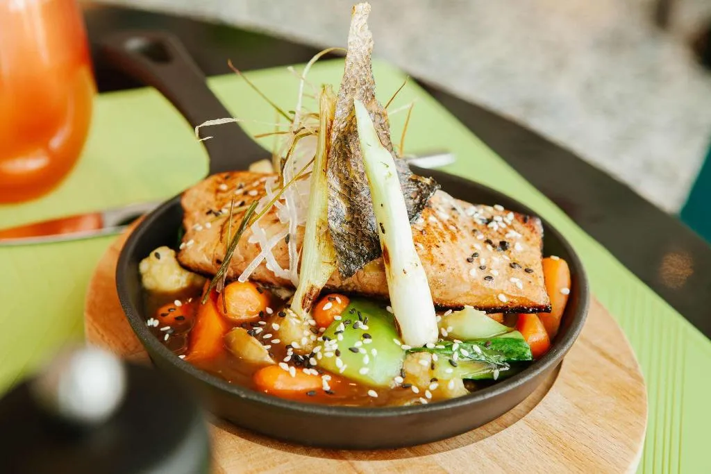 Restaurant, Park Inn by Radisson Dubai Motor City, Dubai