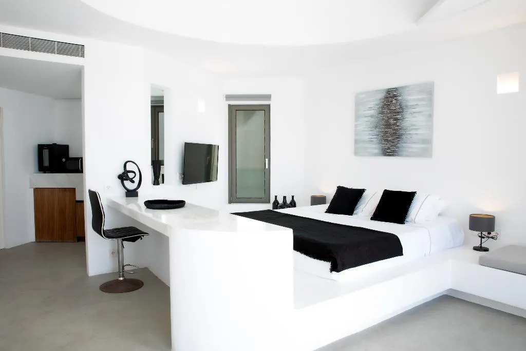 SUITE DELUXE Room, Heavens Edge by Mr and Mrs White, Santorini