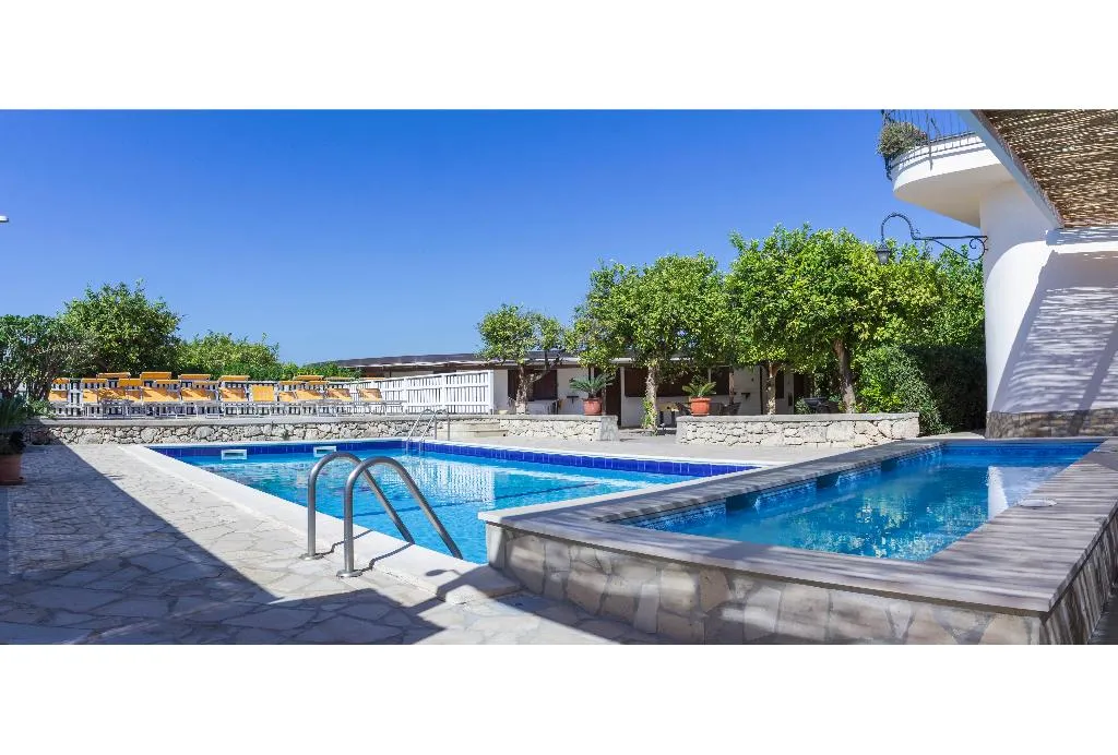 Pool, Hotel Villa Felicia, Catania