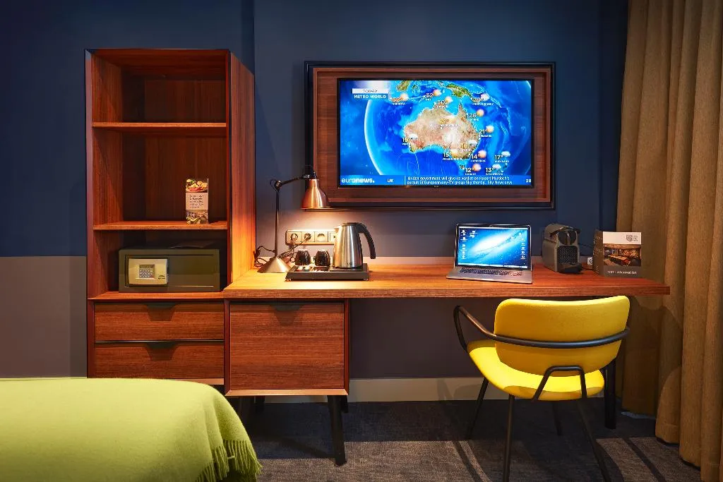 TRIPLE STANDARD Room, Hotel Lion d'Or, Amsterdam