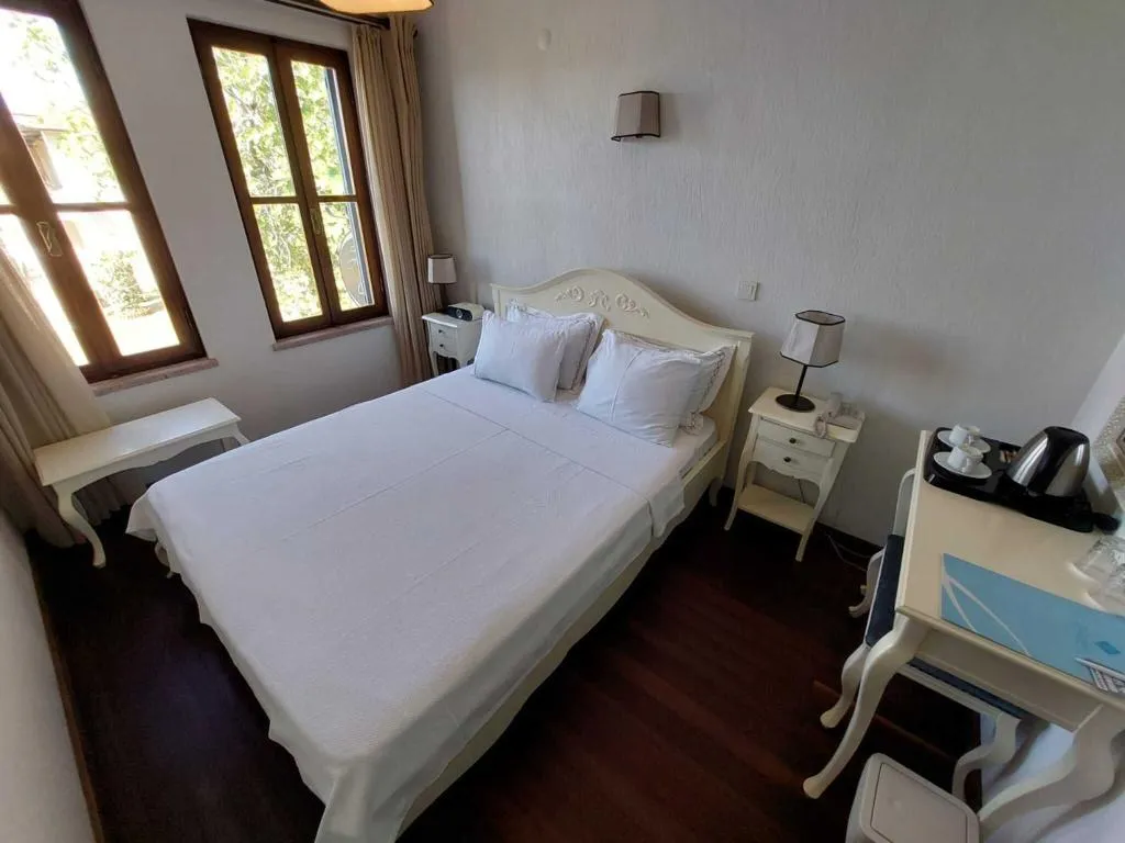 DOUBLE GARDEN VIEW Room, Ferahi Evler Butik Otel, Izmir