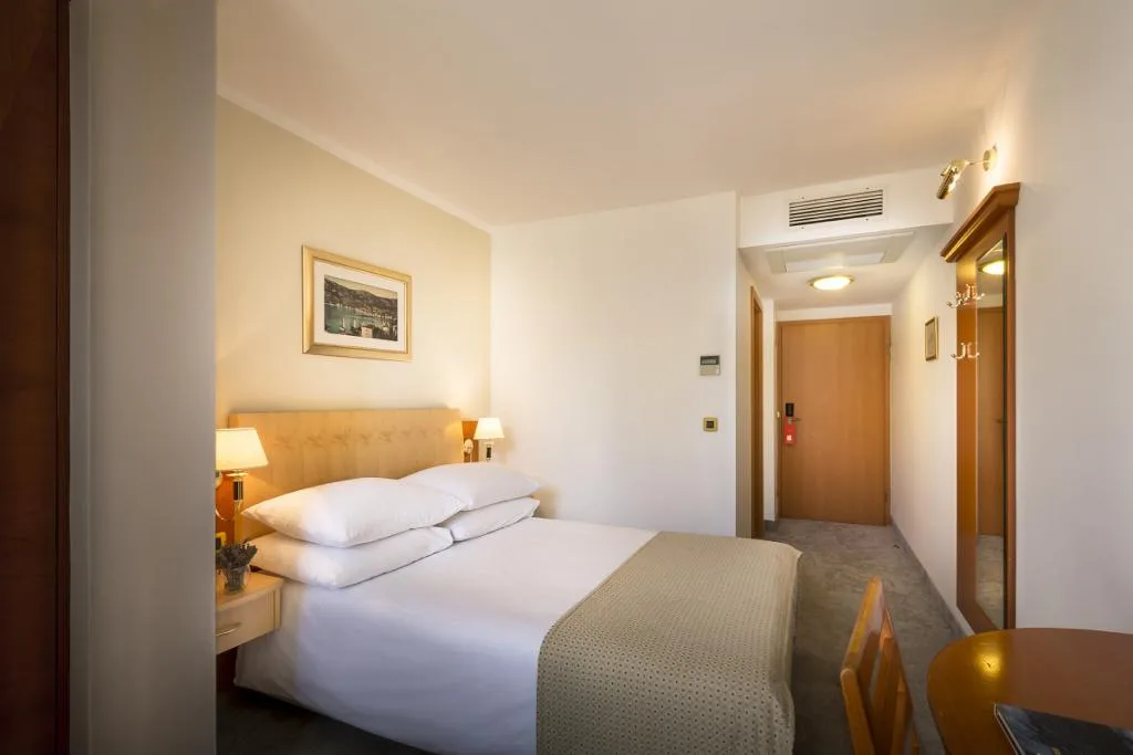 SINGLE SUPERIOR Room, Sunny Baška Residence (ex Zvonimir), Split