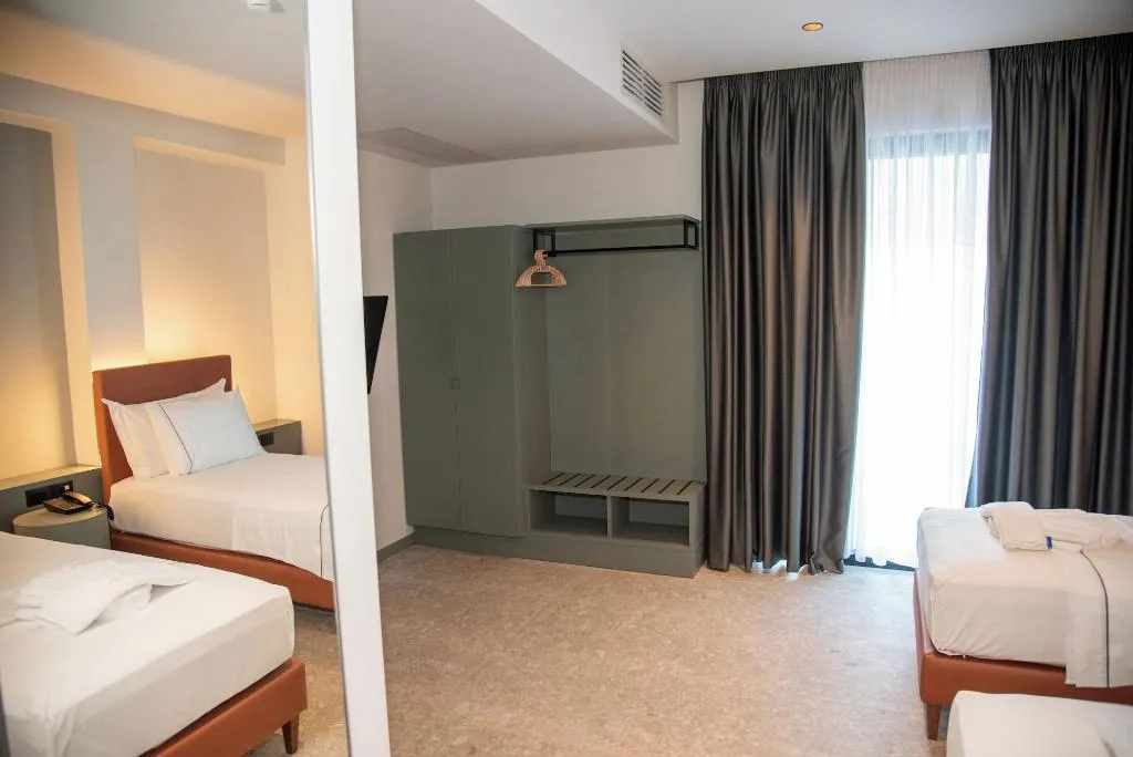 Room, Adria Palace Hotel, Durres