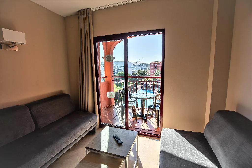 APARTMENT CAPACITY 4 ONE BEDROOM Room, Ilunion Miramar, Costa Del Sol