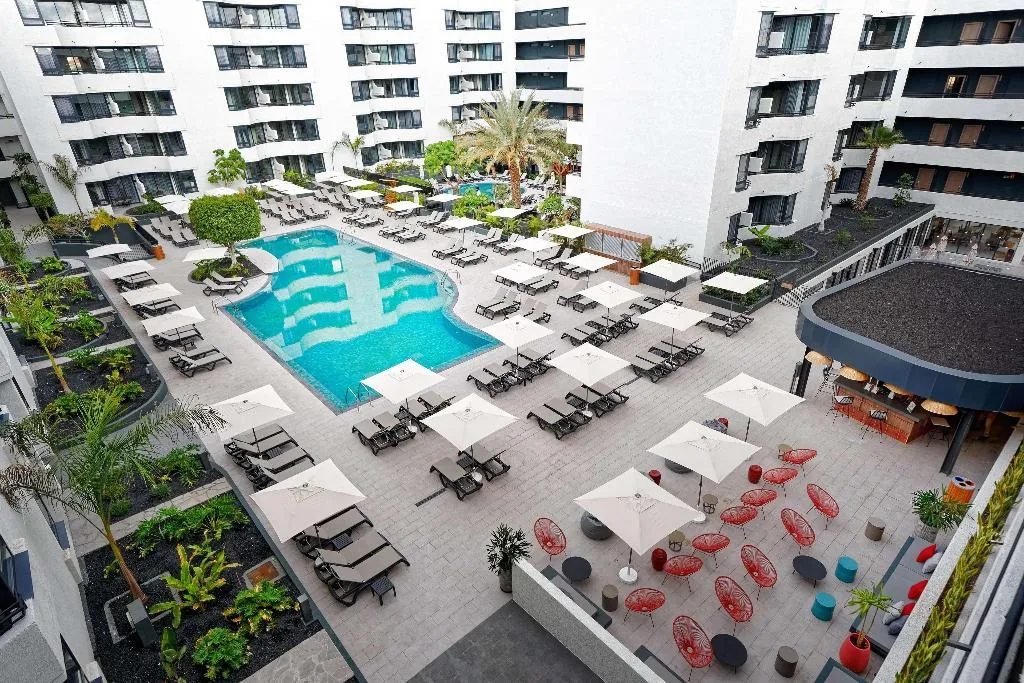 Pool, HOVIMA Suites Costa Adeje, Tenerife