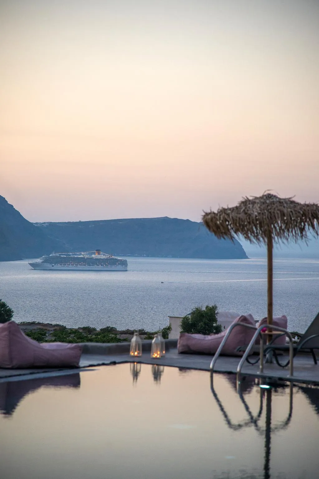 Pool, Sunset Faros, Santorini