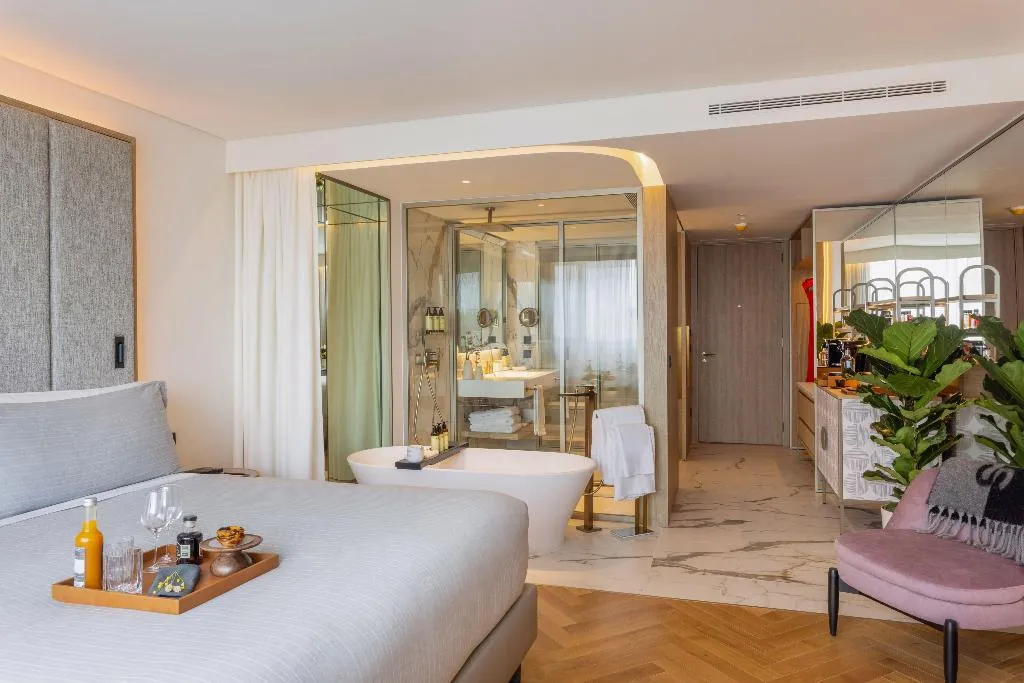 Double or Twin SUPERIOR CITY VIEW Room, Me Lisbon, Lisbon