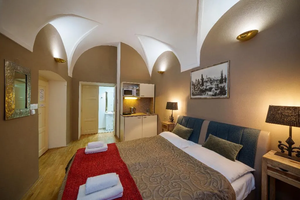 STUDIO STANDARD Room, Old Town - Aparthotel Michalska, Prague