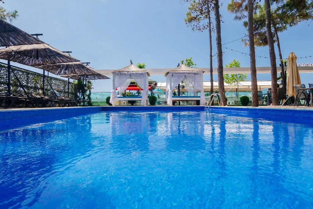 Pool, Akileda Hotel, Durres
