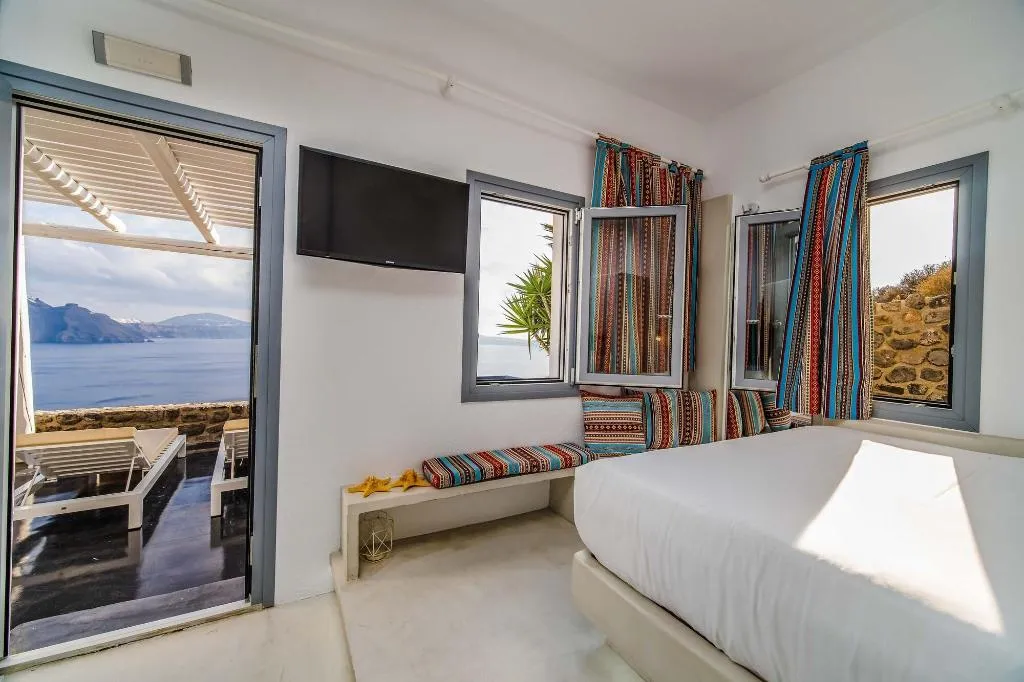 Room, Solstice Luxury Suites, Santorini